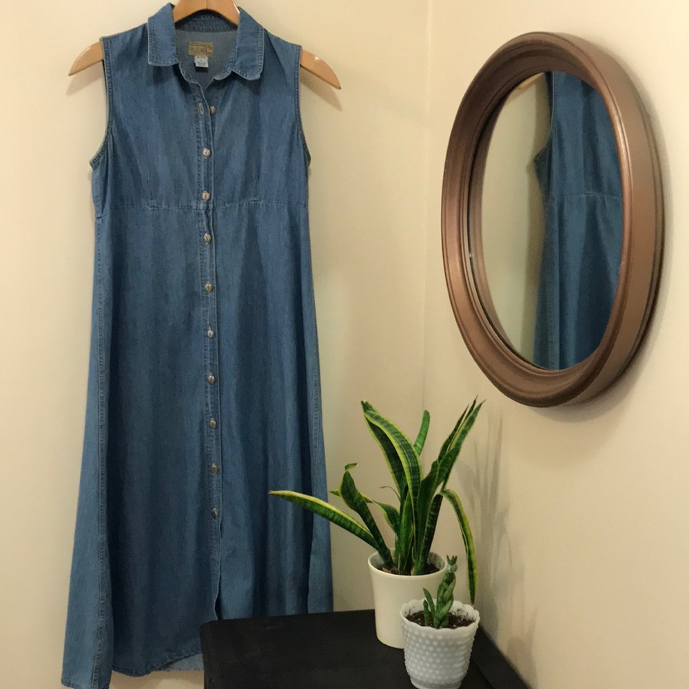 Vintage 90’s Denim Shirt Dress